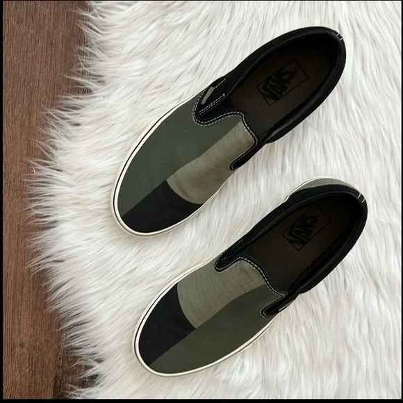 VAN’S | Men’s Classic Slip-On 66 Supply Sneakers |Vetiver Black Green | Size 8.5 - Picture 3 of 13